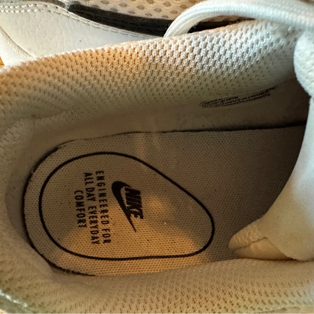 Nike Mens Air Max White and Black Tennis Shoes Sneakers 8.5 - Picture 3 of 7